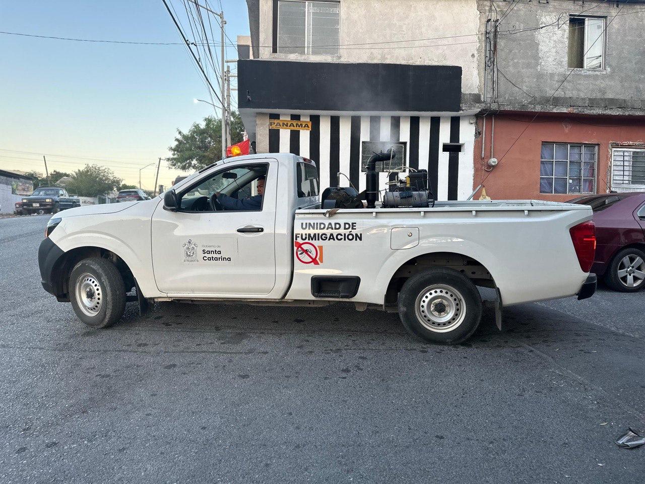 Fortalece Santa Catarina trabajos de fumigación antidengue