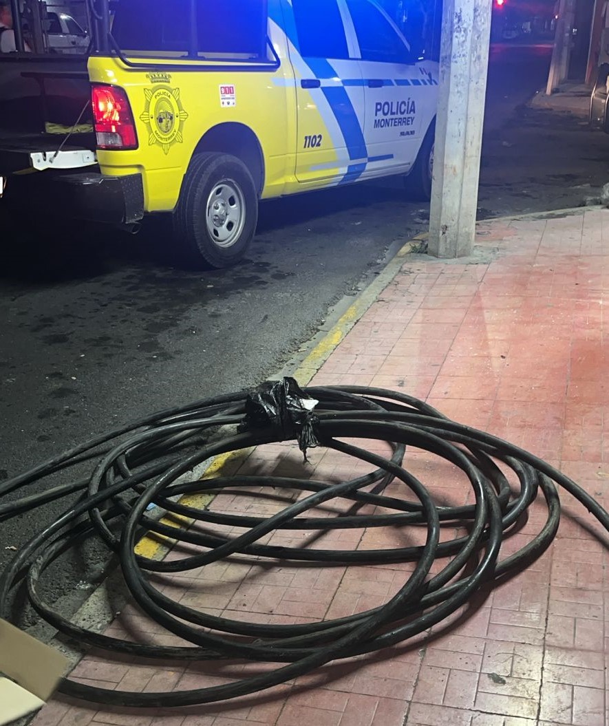 Detiene Policía de Monterrey a ratero por robo de cableado