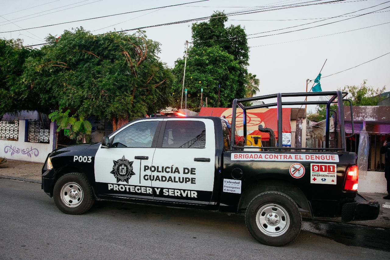 Adaptan patrullas para labores de fumigación en Guadalupe