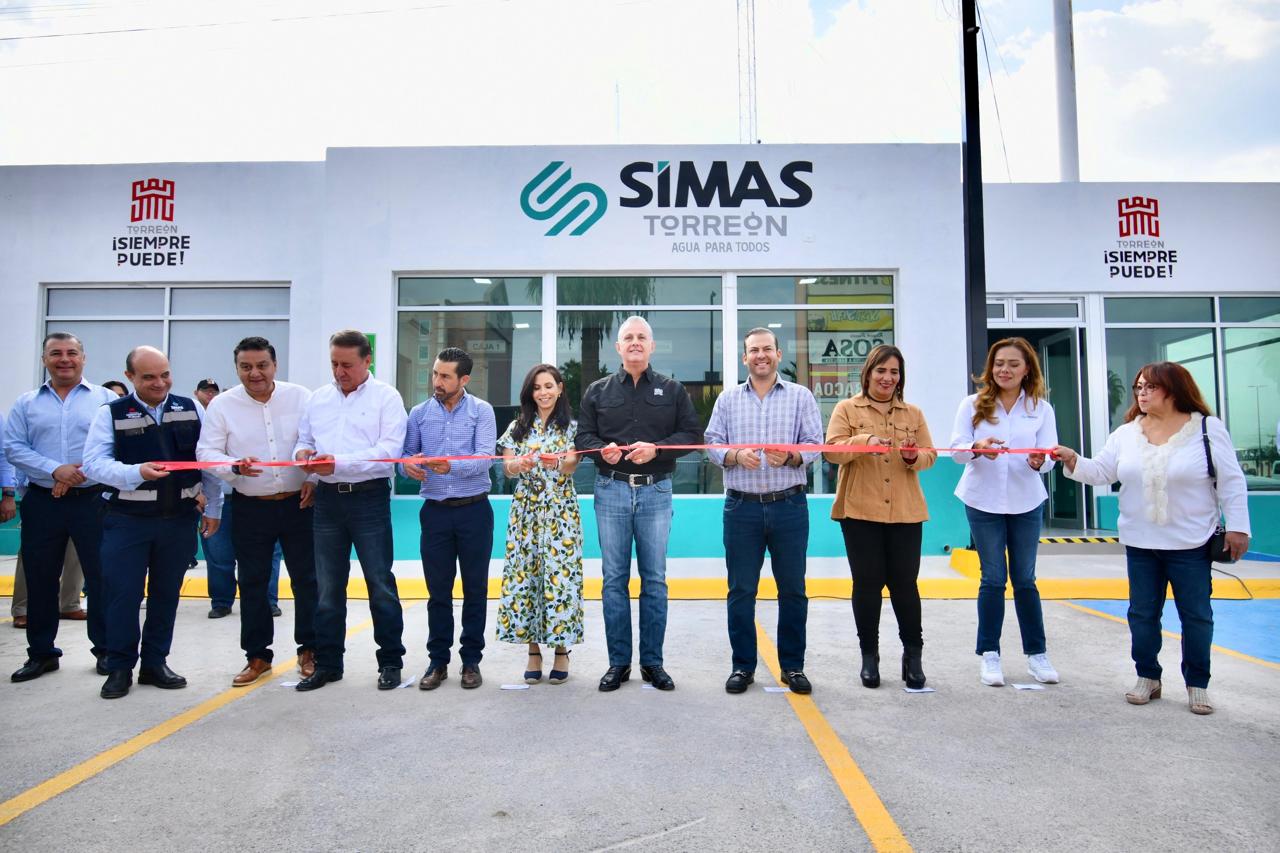 Román Cepeda inaugura sucursal del SIMAS en el norte de Torreón