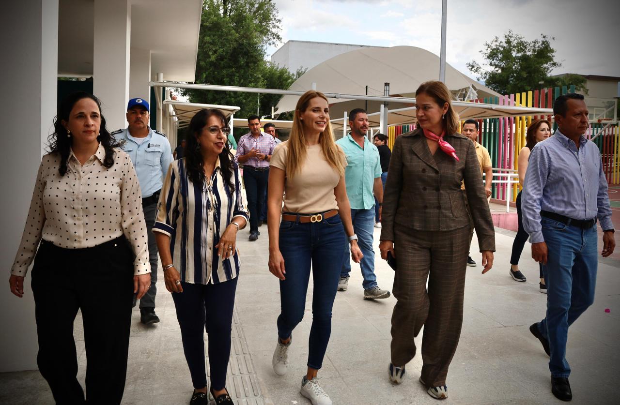 Trabaja DIF Monterrey en rehabilitación de espacios para las familias