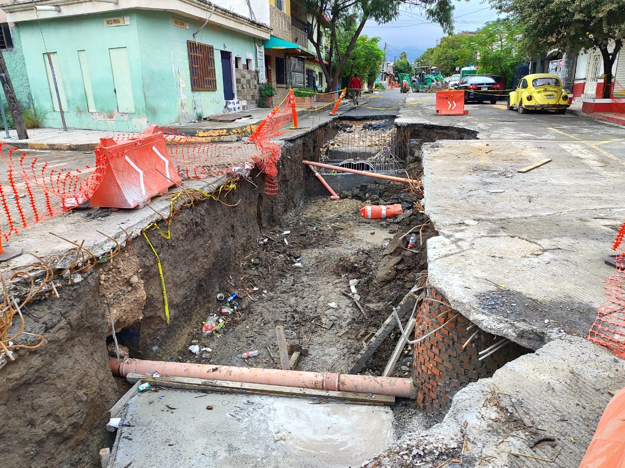 Introduce Monterrey drenaje pluvial en colonia Francisco Villa