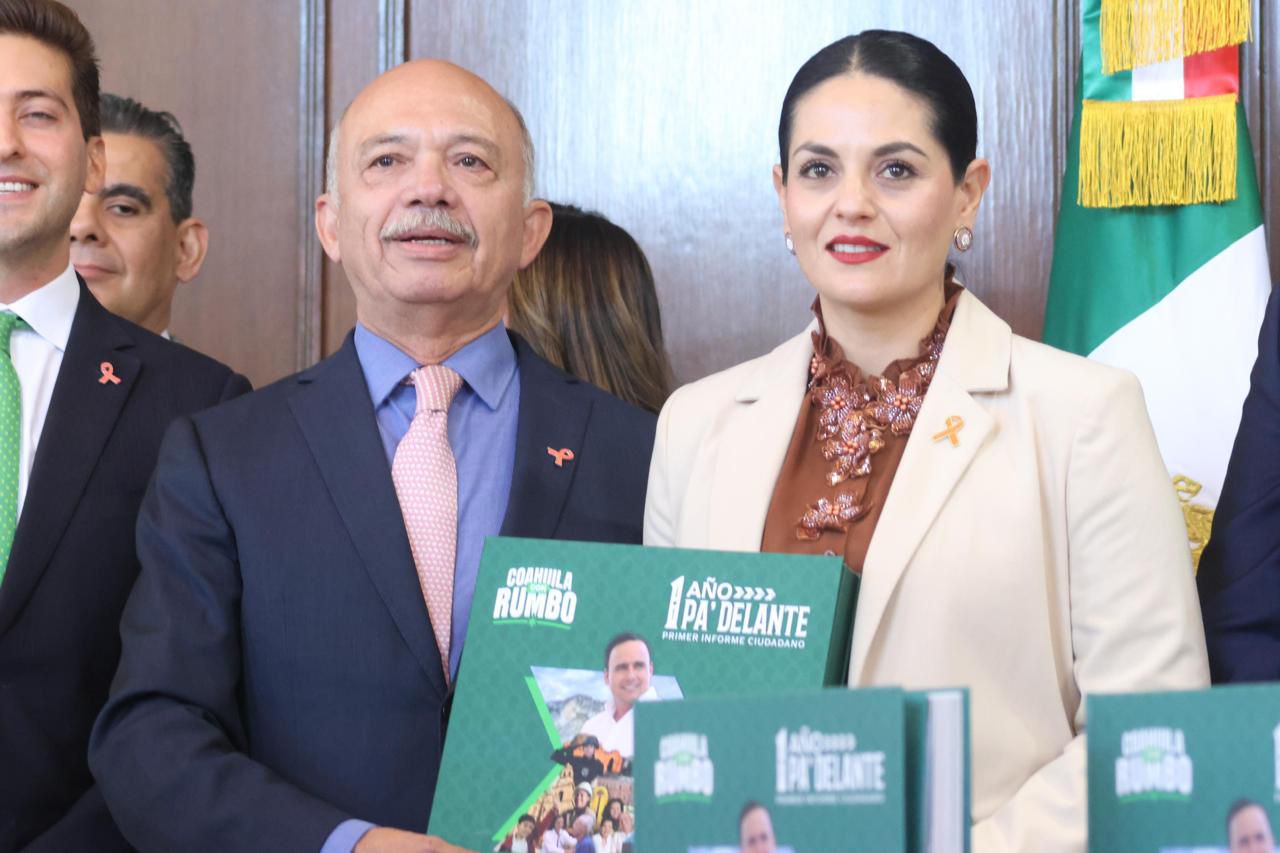 Entrega Secretario de Gobierno glosa del Primer Informe al Congreso de Coahuila