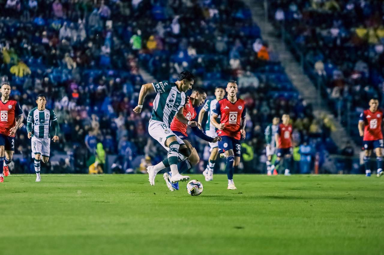 Cae Santos ante Cruz Azul en la CDMX