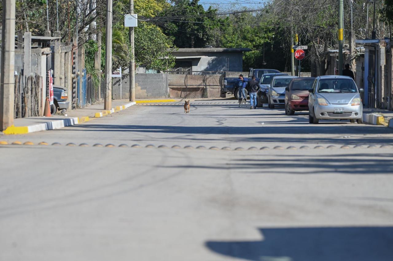 Cumple Lalo Gattás a habitantes del ejido Loma Alta y Esfuerzo Popular