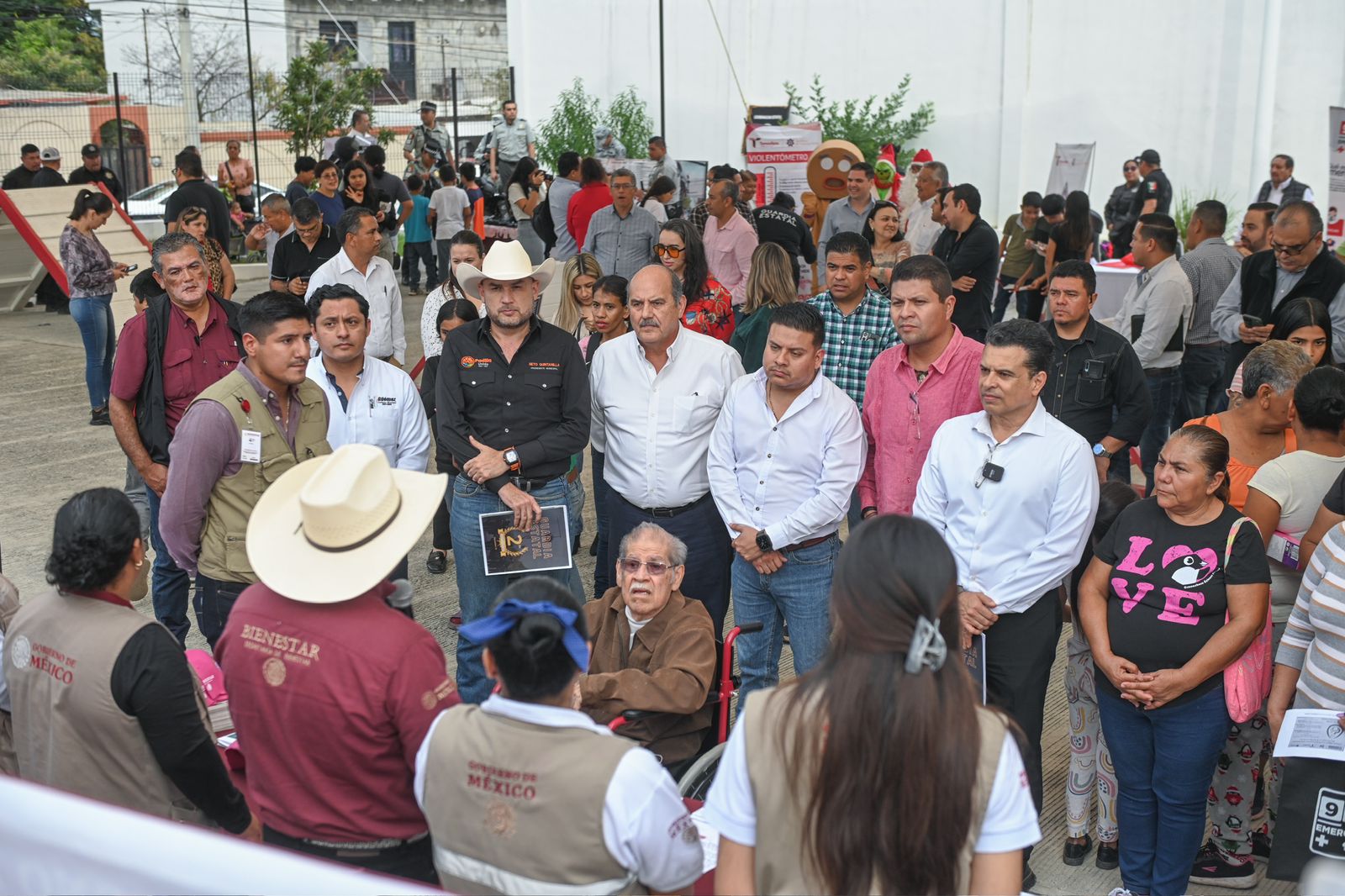 Un éxito primera Jornada por la Paz en Victoria