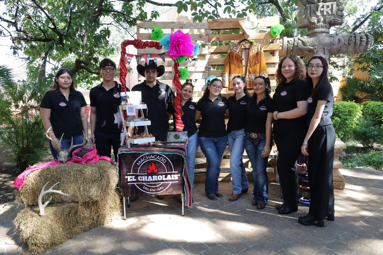 Estudiantes de la UAT participan en la exposición Tamaulipas Exporta