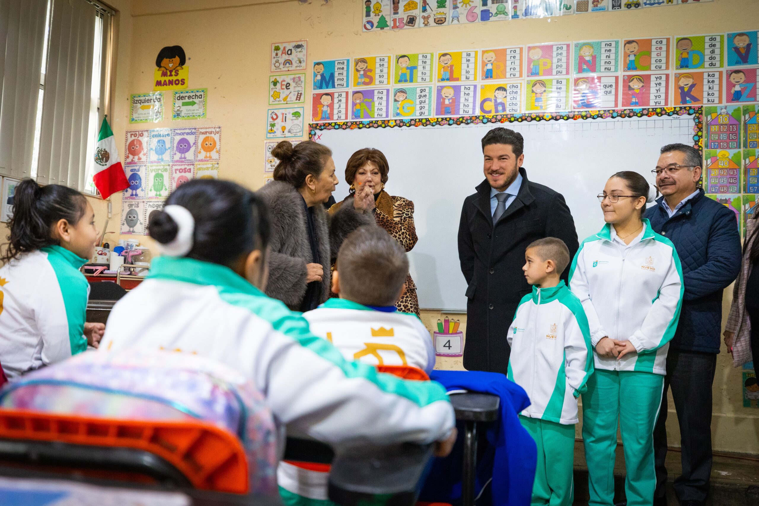 En el Nuevo Nuevo León primero la educación: Samuel García