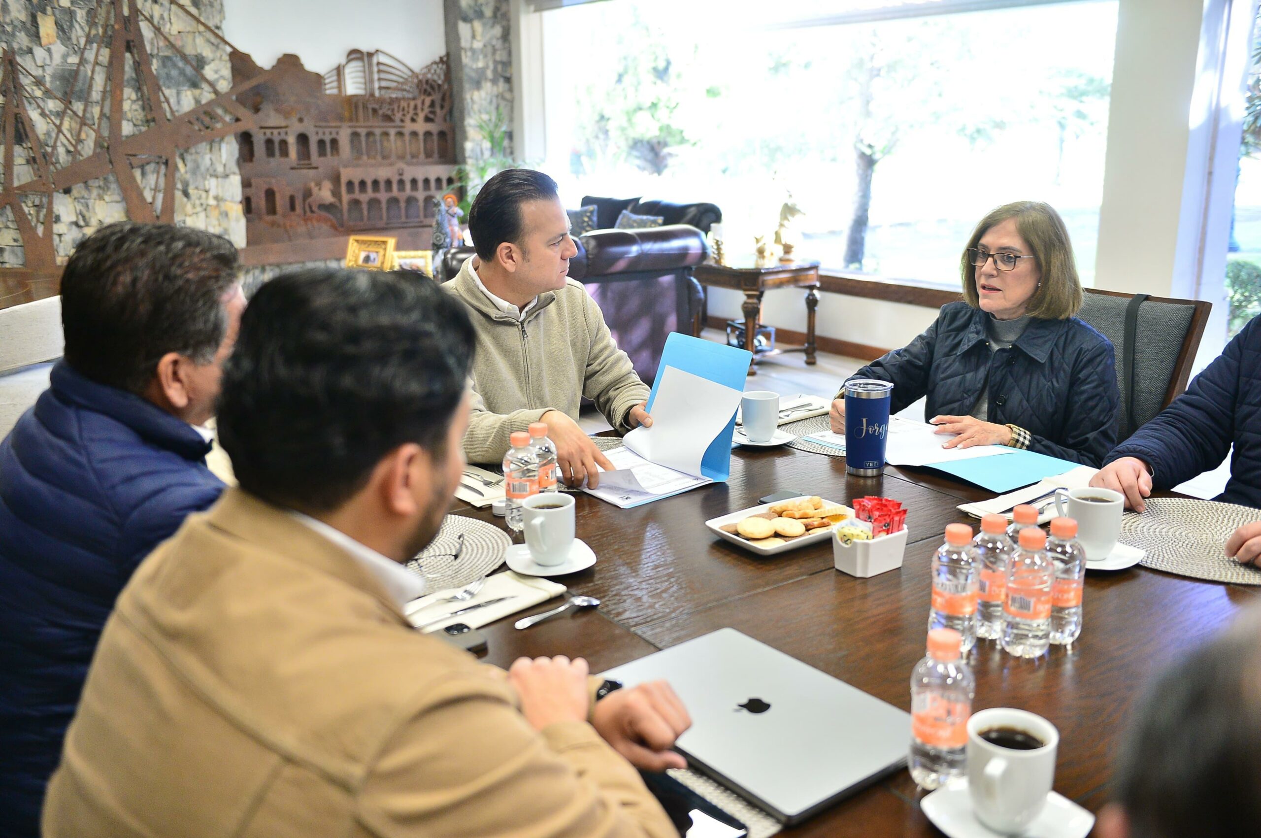 Fortalece Gobernador Esteban Villegas, estrategias del 2025 para garantizar acceso al agua en Durango