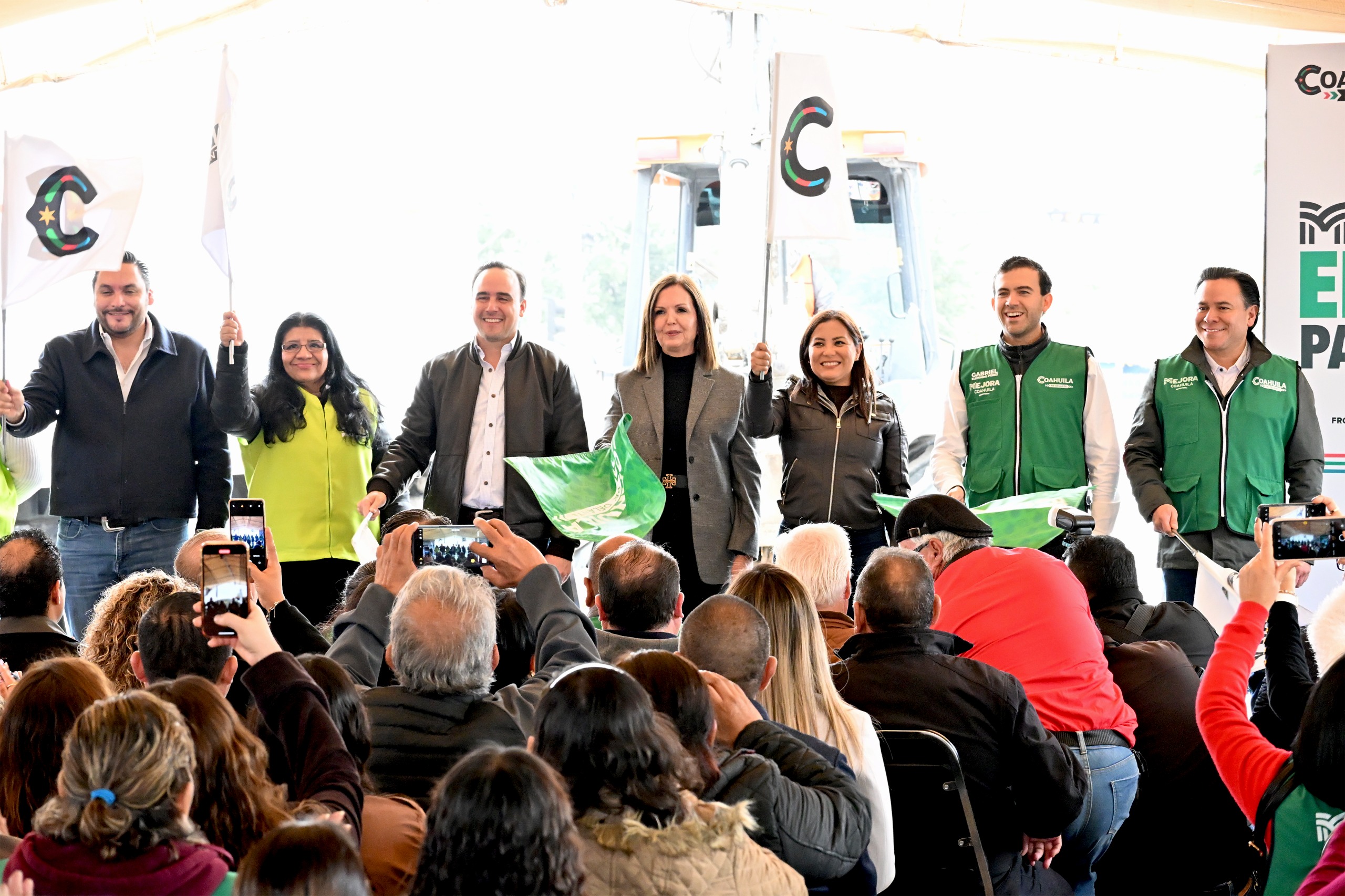 Manolo Jiménez y Sari Pérez dan banderazo a rehabilitación de infraestructura hidráulica en Frontera.