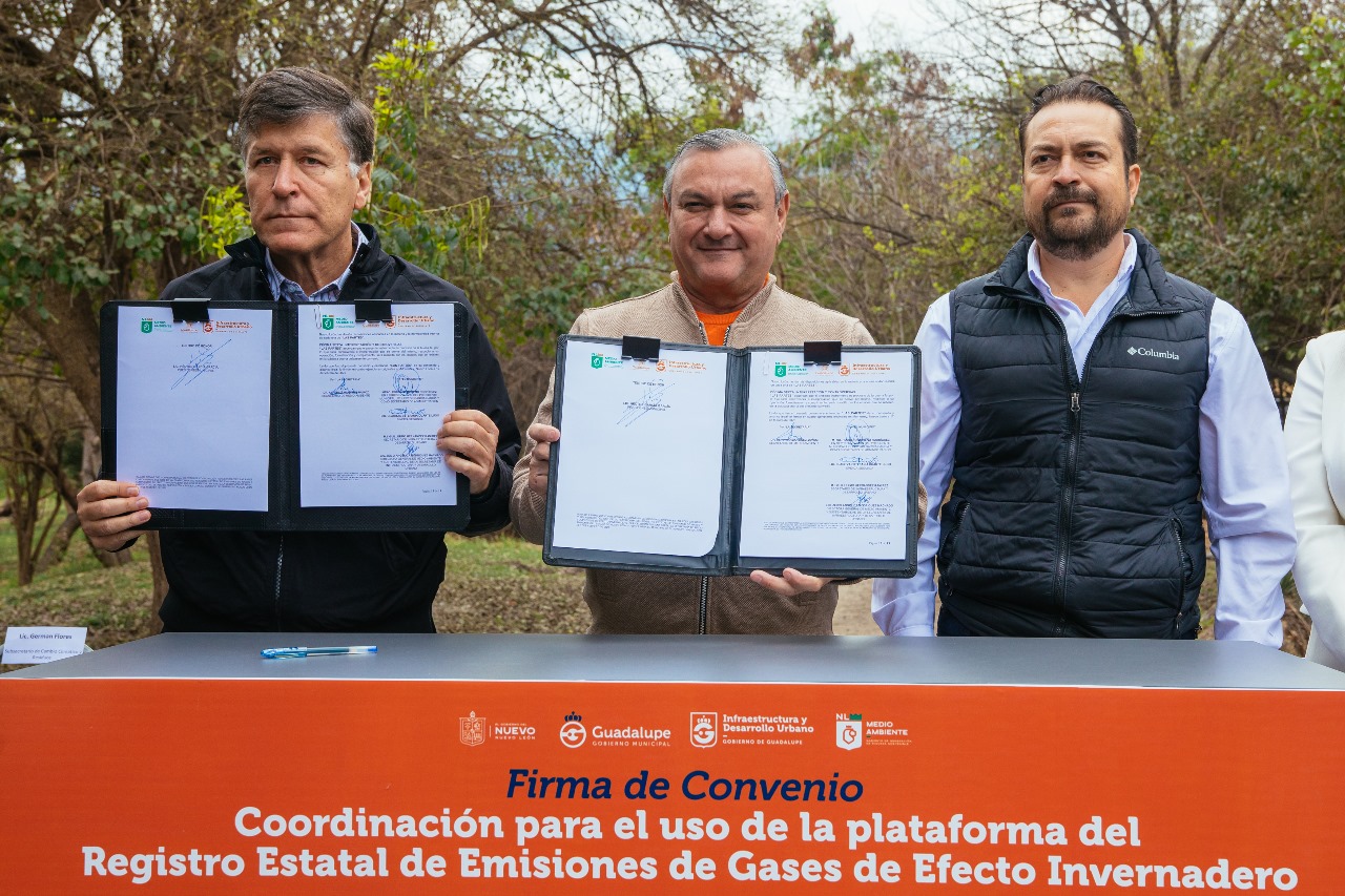 Firma Guadalupe convenio ecológico con el Estado