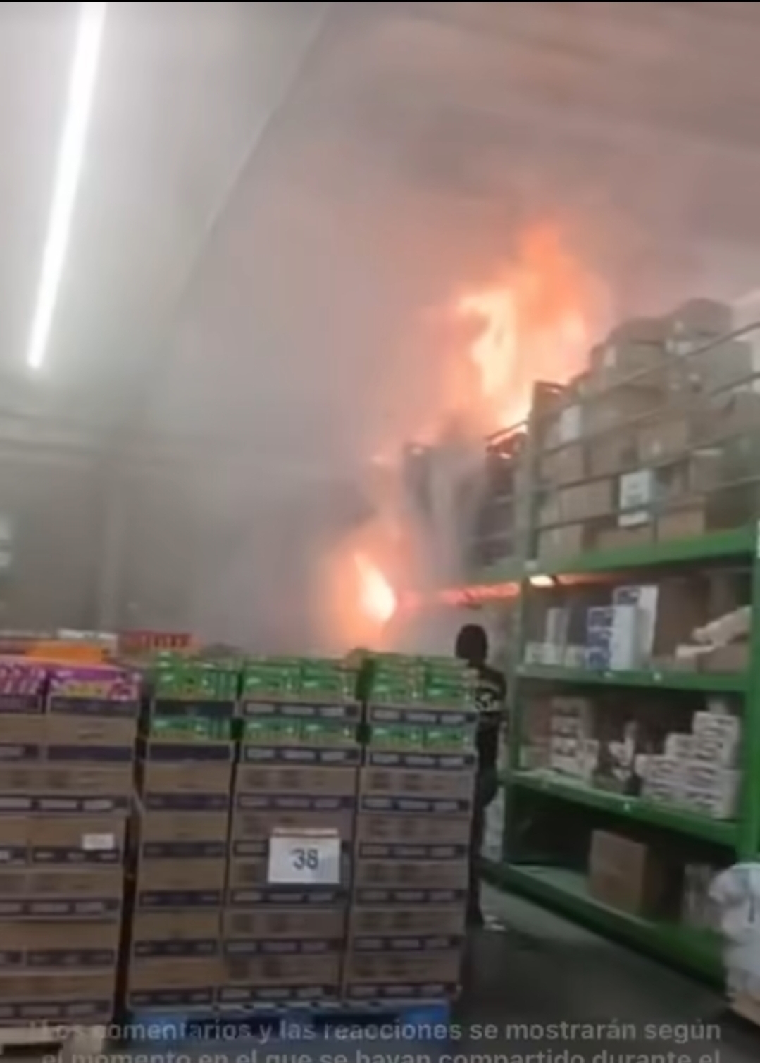 Logran autoridades de Frontera contener incendio de Bodega Aurrera