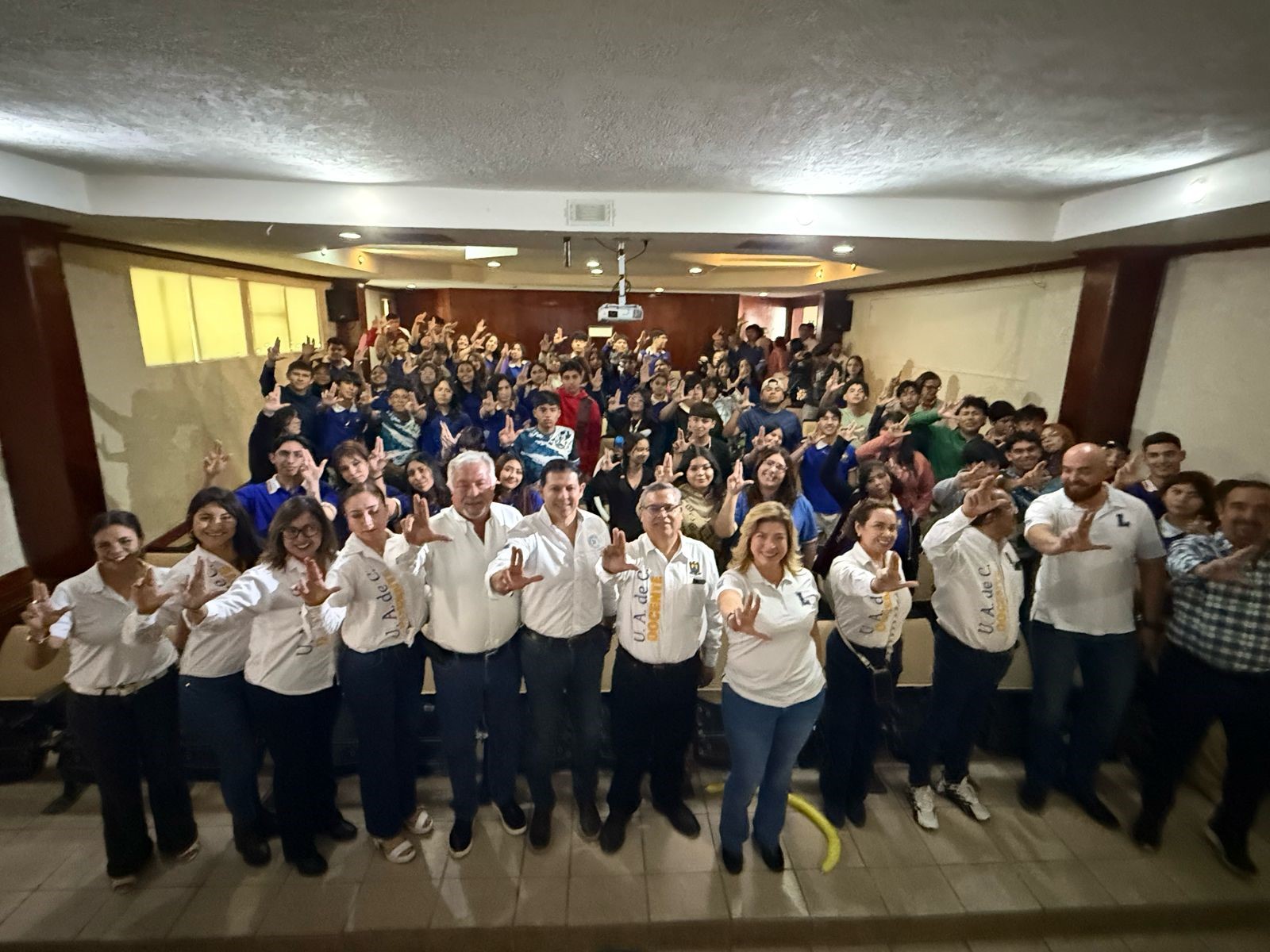 Se Reúne Octavio Pimentel, rector de la UAdeC con la Comunidad Universitaria de la Escuela de Bachilleres “Dr. y Gral. Jaime Lozano Benavides” con “Diálogos que Inspiran”