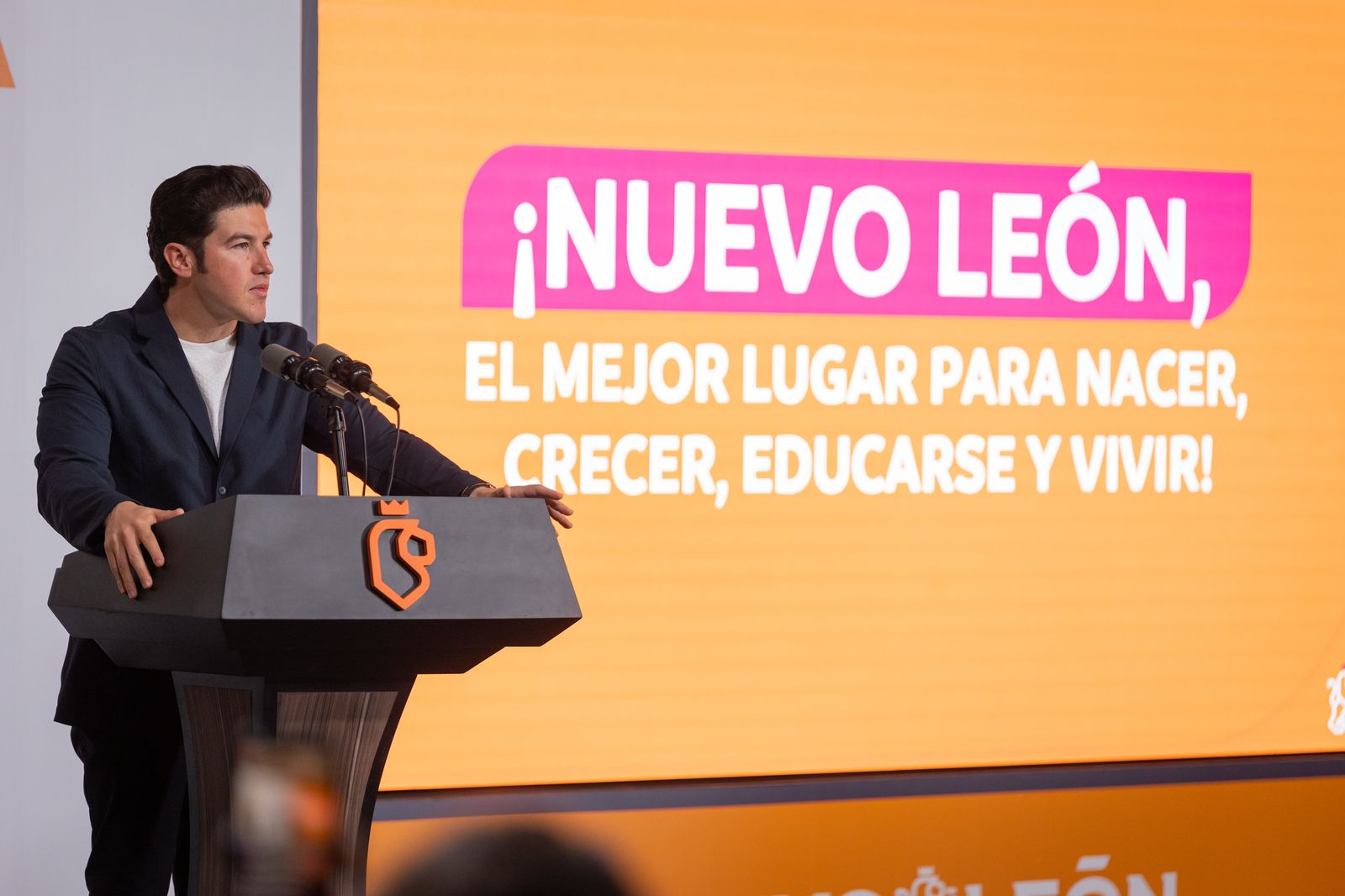 Presupuesto histórico para las organizaciones de la sociedad civil de Nuevo León : Samuel García