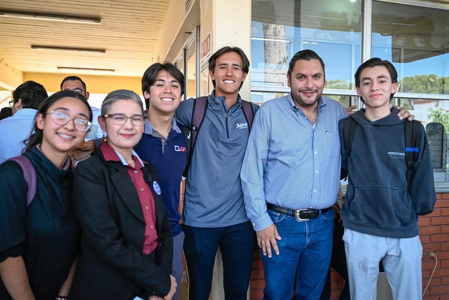 Impulsa Carlos Villarreal empoderamiento de las mujeres de Monclova