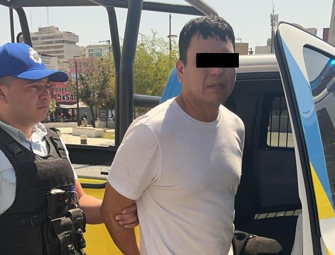 Detiene Policía de Monterrey a persona con vehículo con reporte de robo