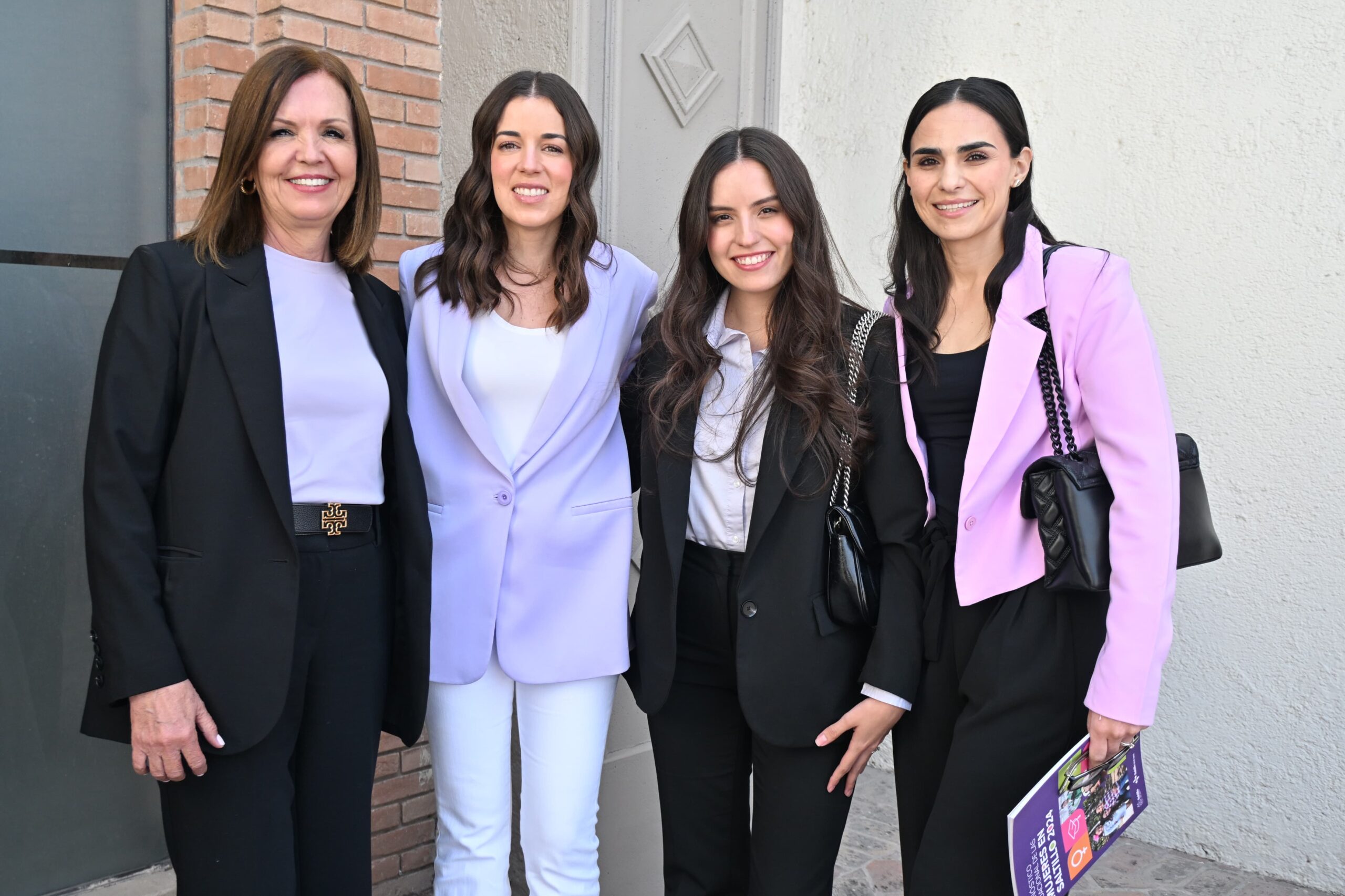 Manolo Jiménez y Sari Pérez reafirman el compromiso con las mujeres de Frontera