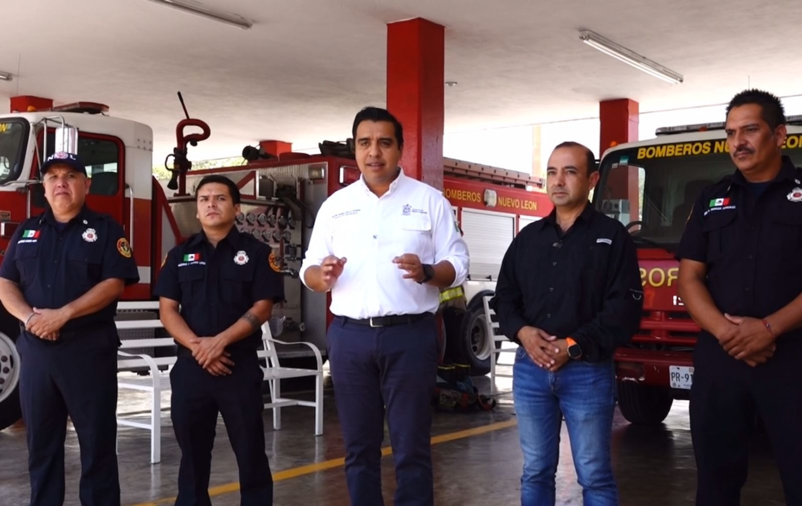 Entregará Jesús Nava 500 mil extras a bomberos por incendios