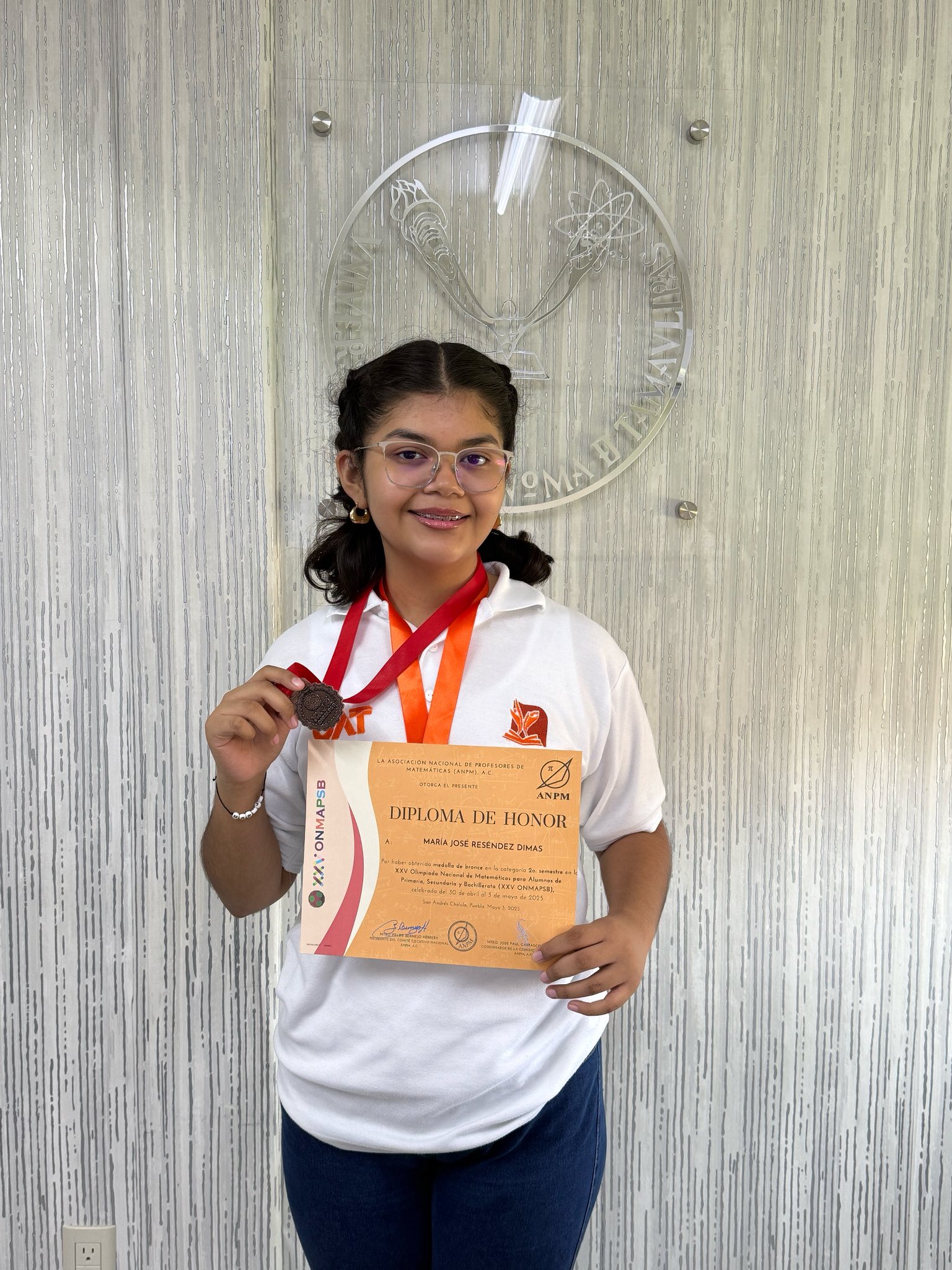 Destaca estudiante de la UAT en Olimpiada Nacional de Matemáticas Destaca estudiante de la UAT en Olimpiada Nacional de Matemáticas