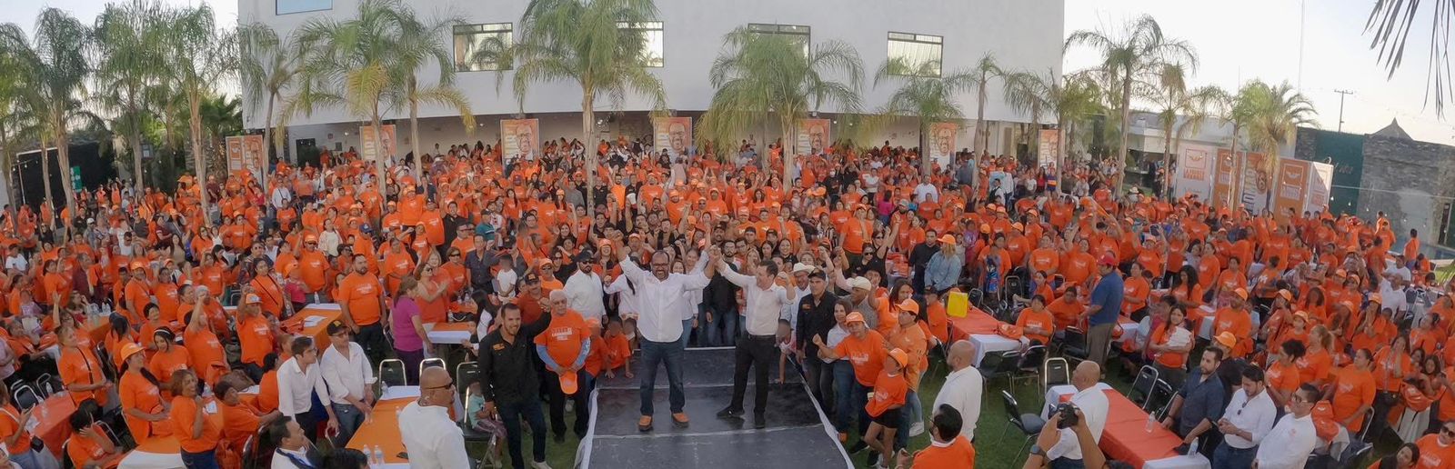 Comandados por Omar Castañeda y Luis Donaldo Colosio, ejército Naranja listo para el rescate de Gómez Palacio Comandados por Omar Castañeda y Luis Donaldo Colosio, ejército Naranja listo para el rescate de Gómez Palacio