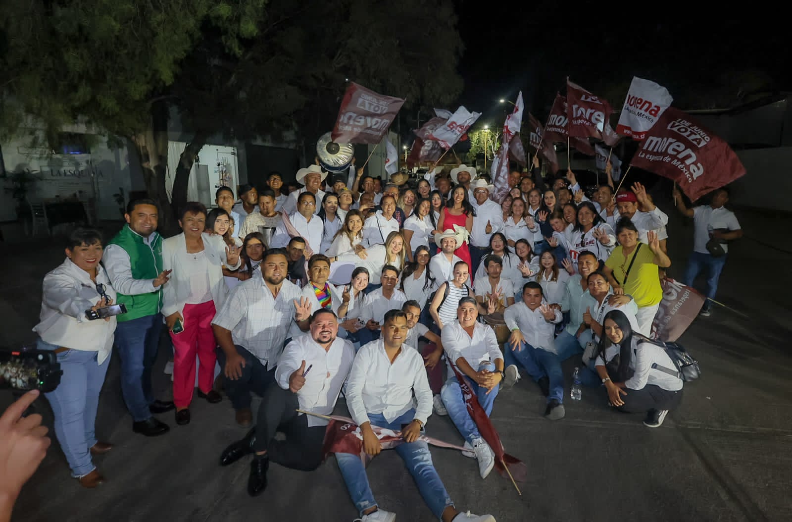Ganamos porque ganó el pueblo al verse reflejado en nuestras propuestas: Betzabé Martínez Ganamos porque ganó el pueblo al verse reflejado en nuestras propuestas: Betzabé Martínez