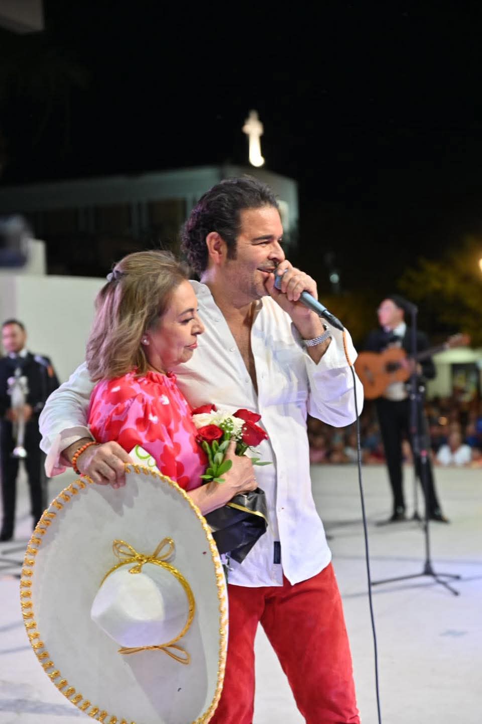 Felicita Manolo Jiménez a las mamás coahuilenses Felicita Manolo Jiménez a las mamás coahuilenses