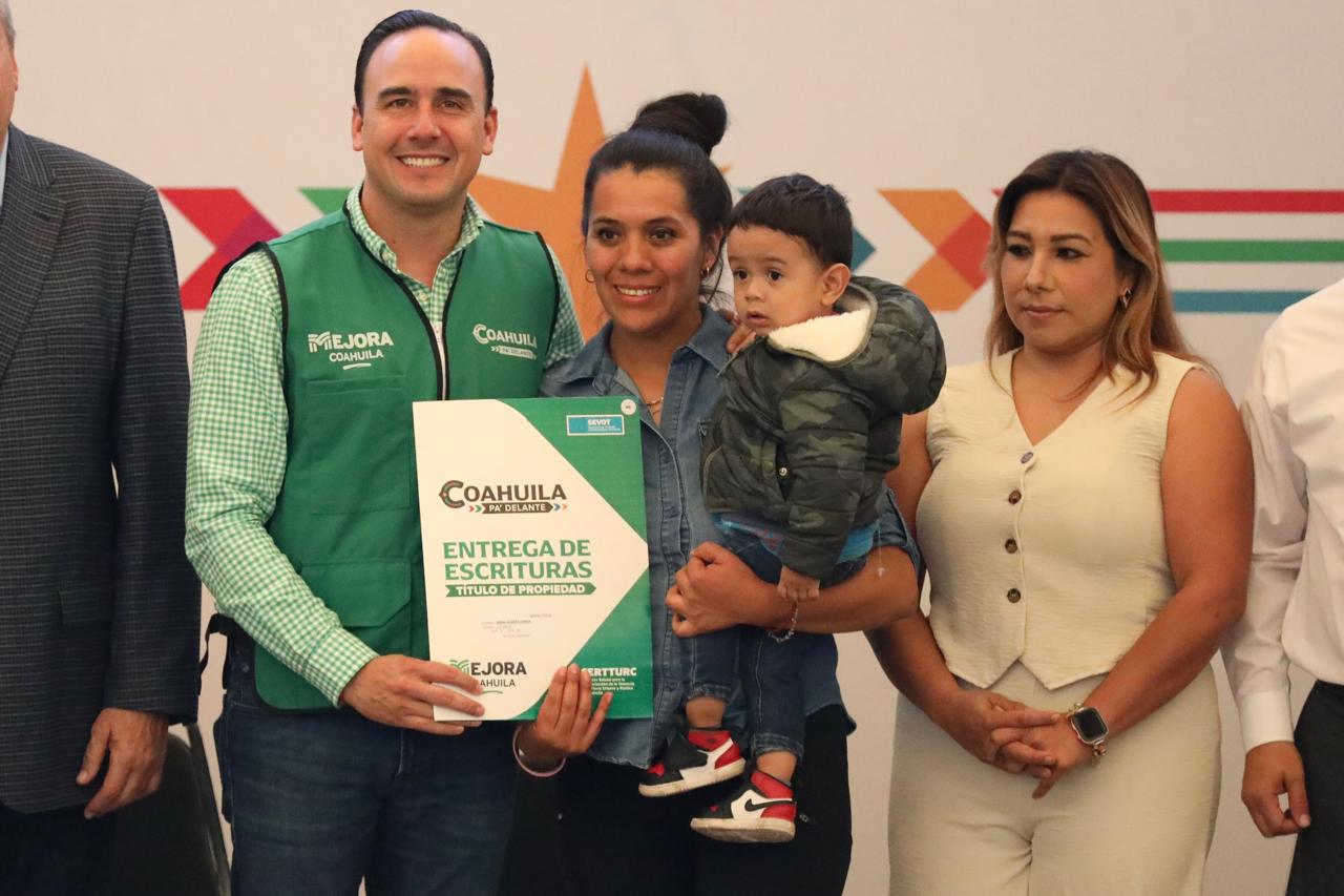 Lleva Gobierno de Coahuila módulos de escrituración a todas las regiones Lleva Gobierno de Coahuila módulos de escrituración a todas las regiones