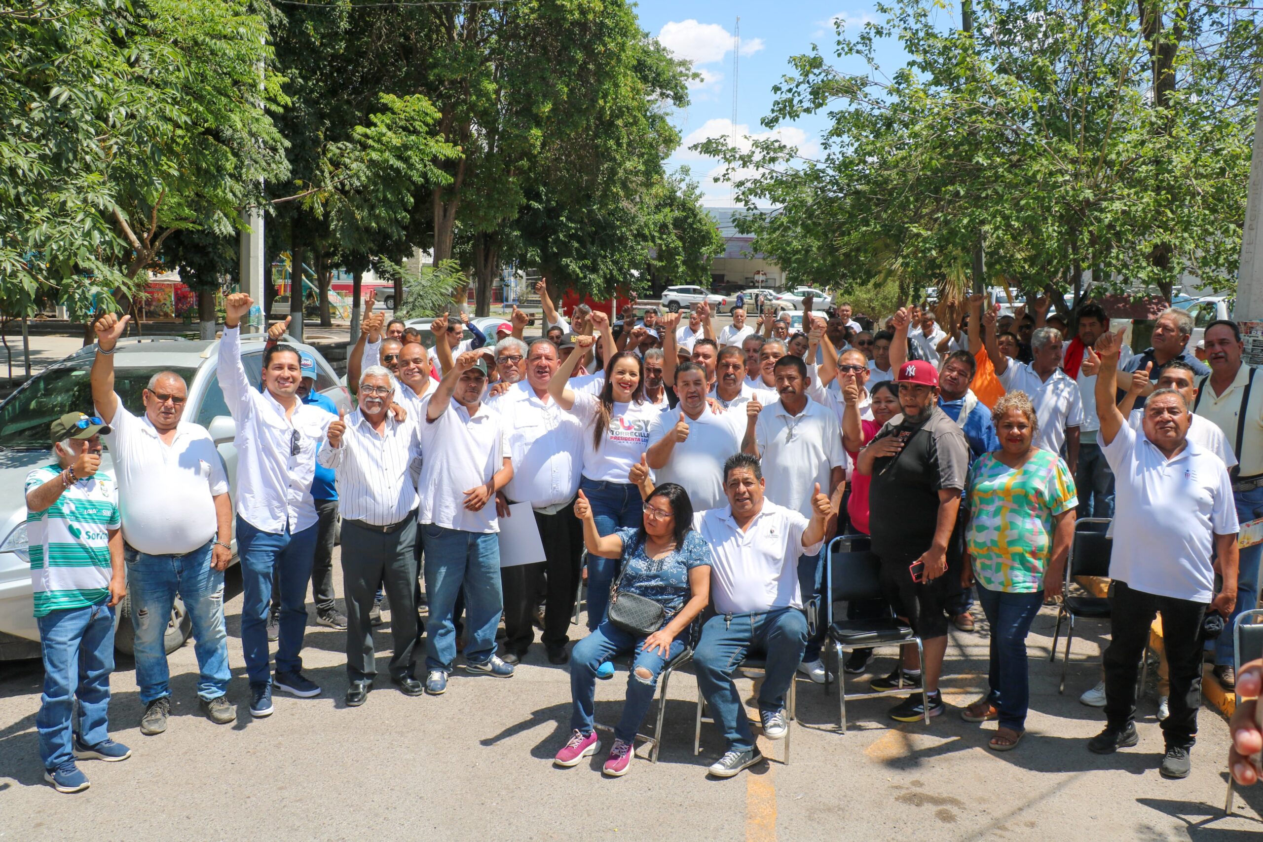 Más de 700 taxistas se pronuncian a favor de Susy Torrecillas Más de 700 taxistas se pronuncian a favor de Susy Torrecillas