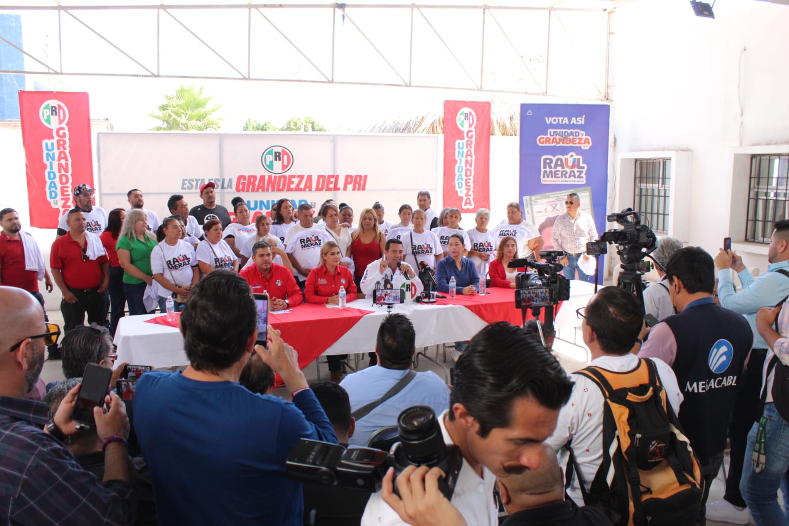 Se adhieren a la campaña de Raúl Meraz, ex militantes se Morena Se adhieren a la campaña de Raúl Meraz, ex militantes se Morena