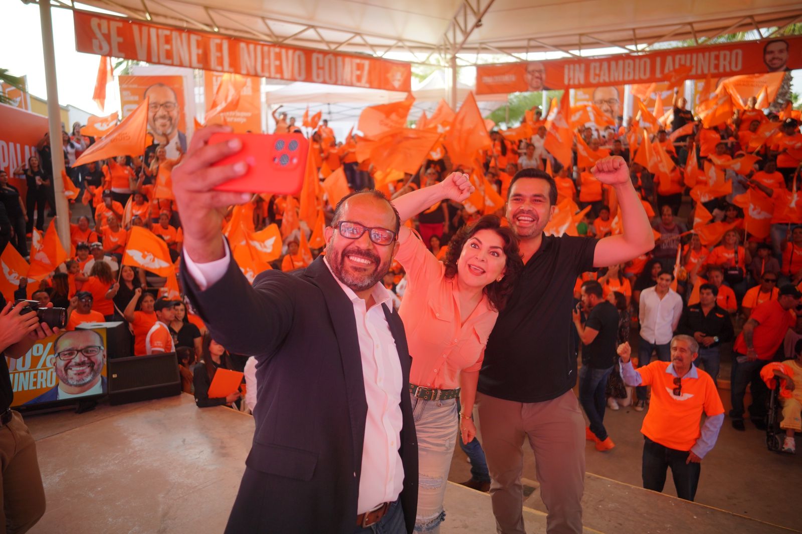 Omar Castañeda presenta plan de gobierno 100% lagunero Omar Castañeda presenta plan de gobierno 100% lagunero