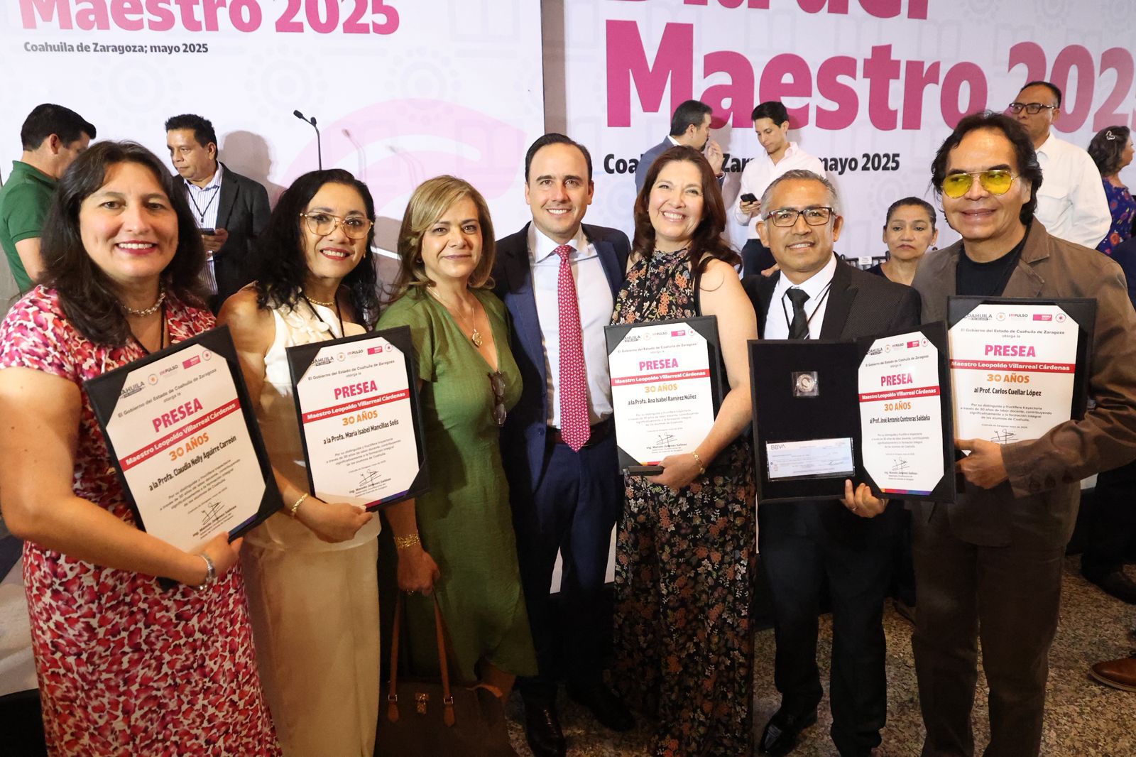Coahuila es grande porque tiene a las y los mejores maestros de México: Manolo Jimenez Coahuila es grande porque tiene a las y los mejores maestros de México: Manolo Jimenez
