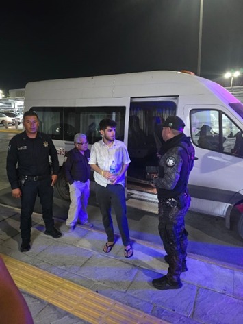 APOYA GRT A EXTRANJERO RETENIDO EN OTRO ESTADO APOYA GRT A EXTRANJERO RETENIDO EN OTRO ESTADO