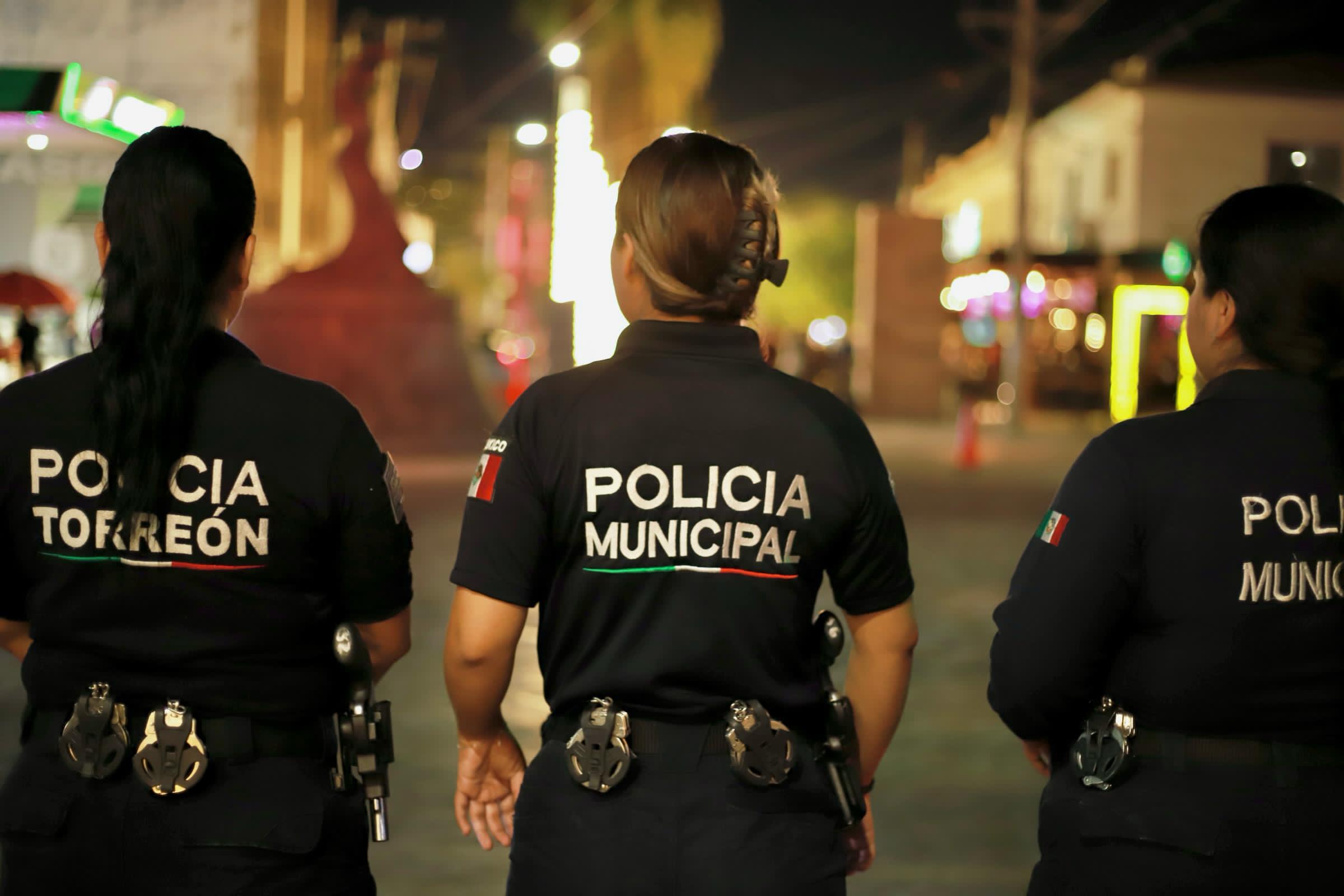 Arranca operativo de la Policía de Torreón vigilancia con drones en Paseo Morelos. Arranca operativo de la Policía de Torreón vigilancia con drones en Paseo Morelos.