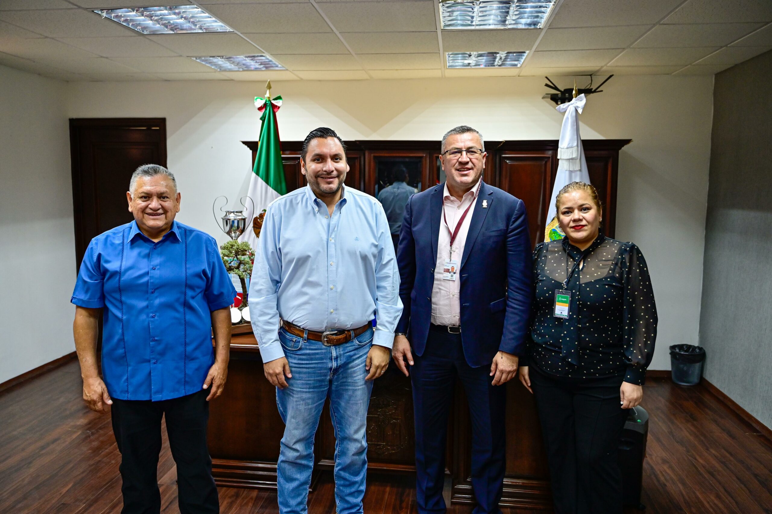 Carlos Villarreal se reúne con delegado de la Secretaría de Relaciones Exteriores Carlos Villarreal se reúne con delegado de la Secretaría de Relaciones Exteriores
