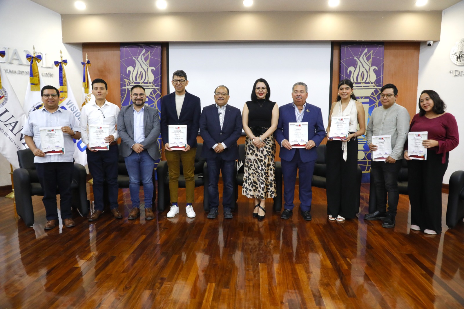Comparten en foro dirigido a estudiantes nuevos hallazgos de Mariano Escobedo Comparten en foro dirigido a estudiantes nuevos hallazgos de Mariano Escobedo