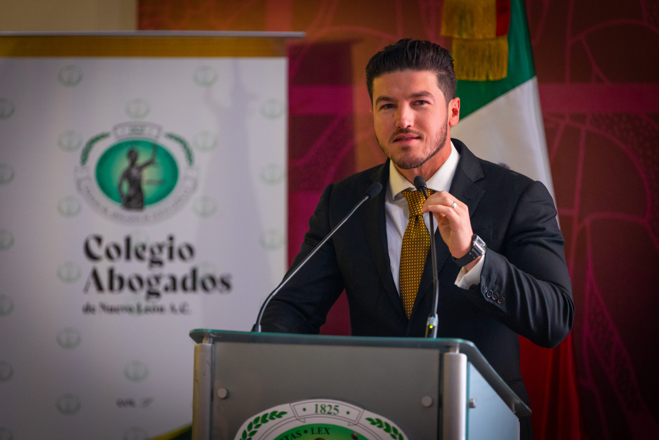 Debe Nuevo León buscar ser ejemplo en Reforma Judicial: Samuel García Debe Nuevo León buscar ser ejemplo en Reforma Judicial: Samuel García