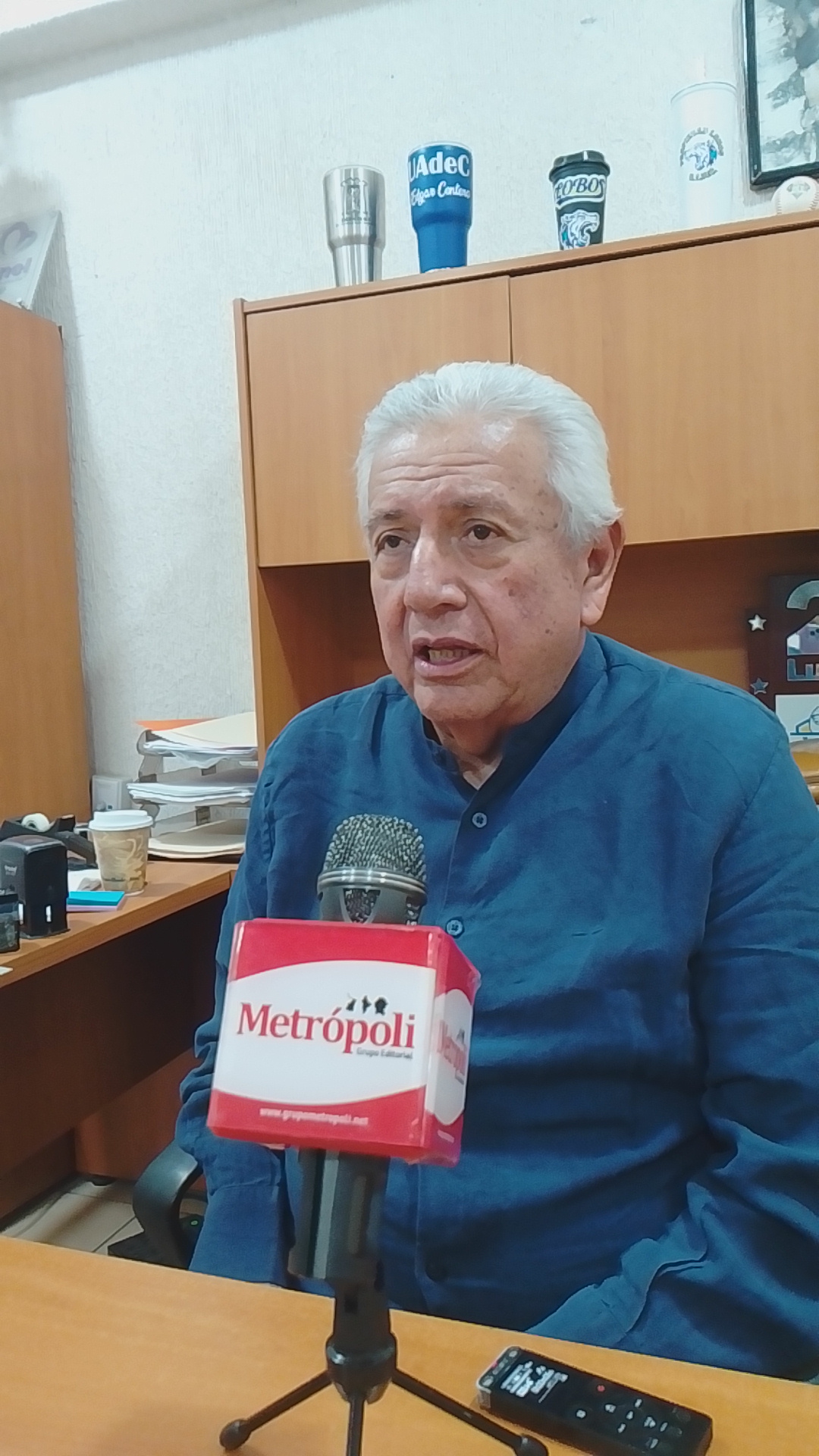 Rafael Hernández Palacios Mirón, presenta propuestas ante estudiantes y pide ejerzan un voto razonable Rafael Hernández Palacios Mirón, presenta propuestas ante estudiantes y pide ejerzan un voto razonable