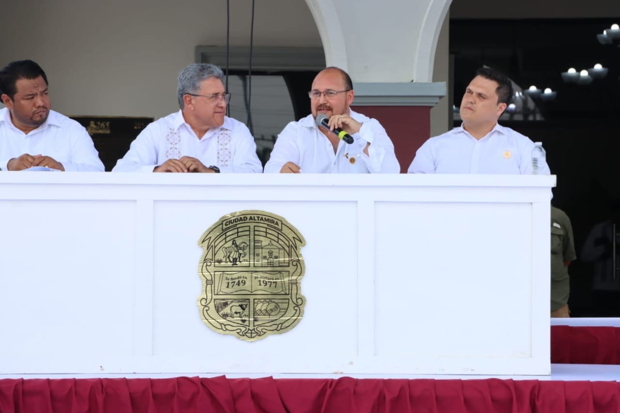Altamira celebró su 276 aniversario con sesión solemne y entregó Medalla al Mérito Ciudadano