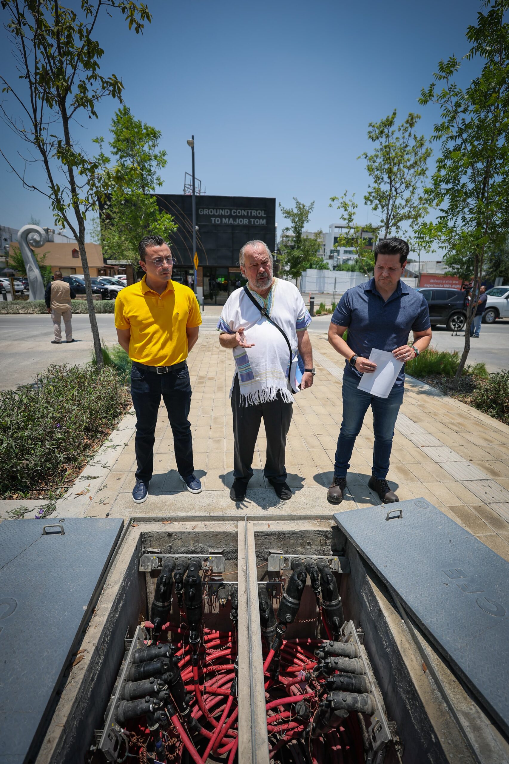 Denunciará San Pedro vía penal las fallas en registros soterrados del Centrito Valle, Vasconcelos y Calzadas Denunciará San Pedro vía penal las fallas en registros soterrados del Centrito Valle, Vasconcelos y Calzadas