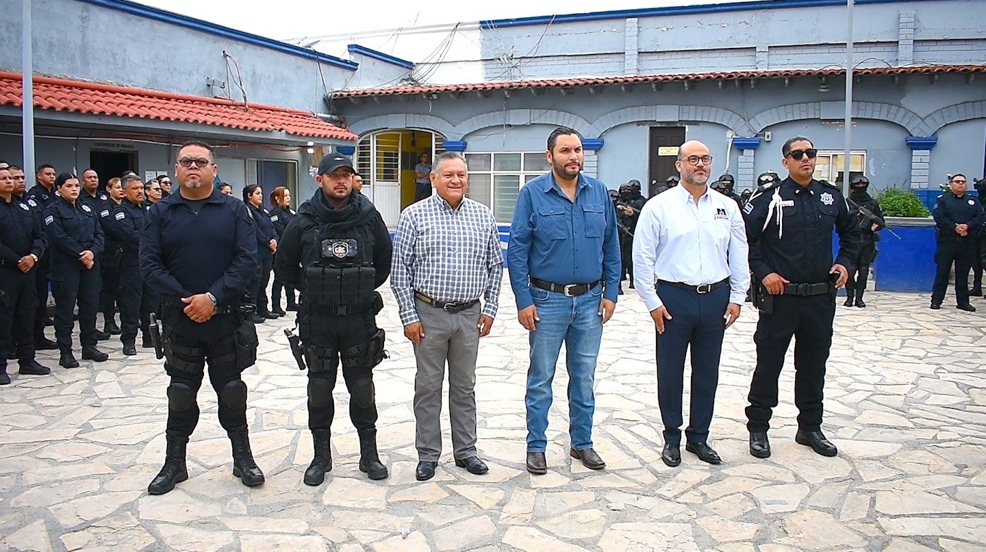 Presentan corporaciones de seguridad pública reporte semanal ante el alcalde Carlos Villarreal Presentan corporaciones de seguridad pública reporte semanal ante el alcalde Carlos Villarreal