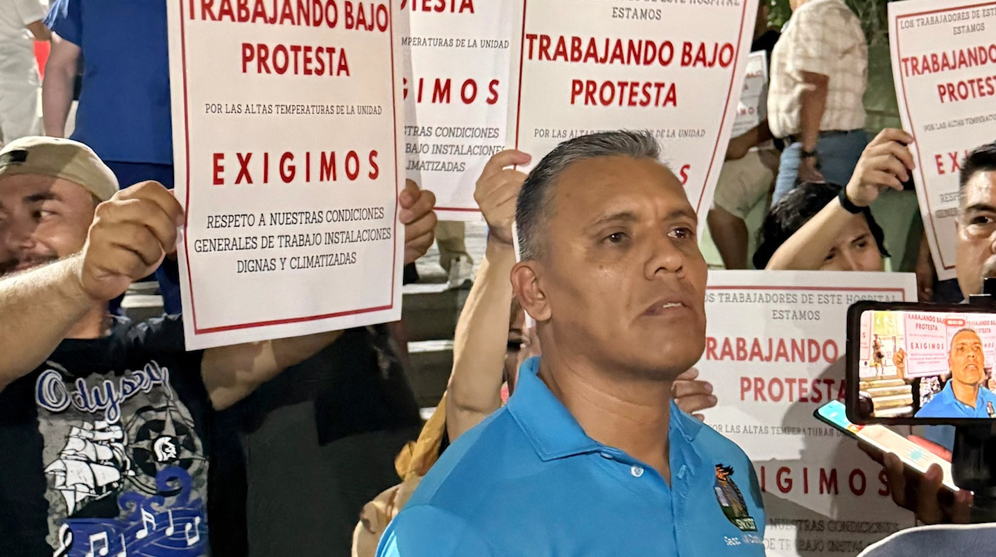 Protestan trabajadores de la Clínica 7 del IMSS en Monclova por fallas en sistemas de climatización Protestan trabajadores de la Clínica 7 del IMSS en Monclova por fallas en sistemas de climatización