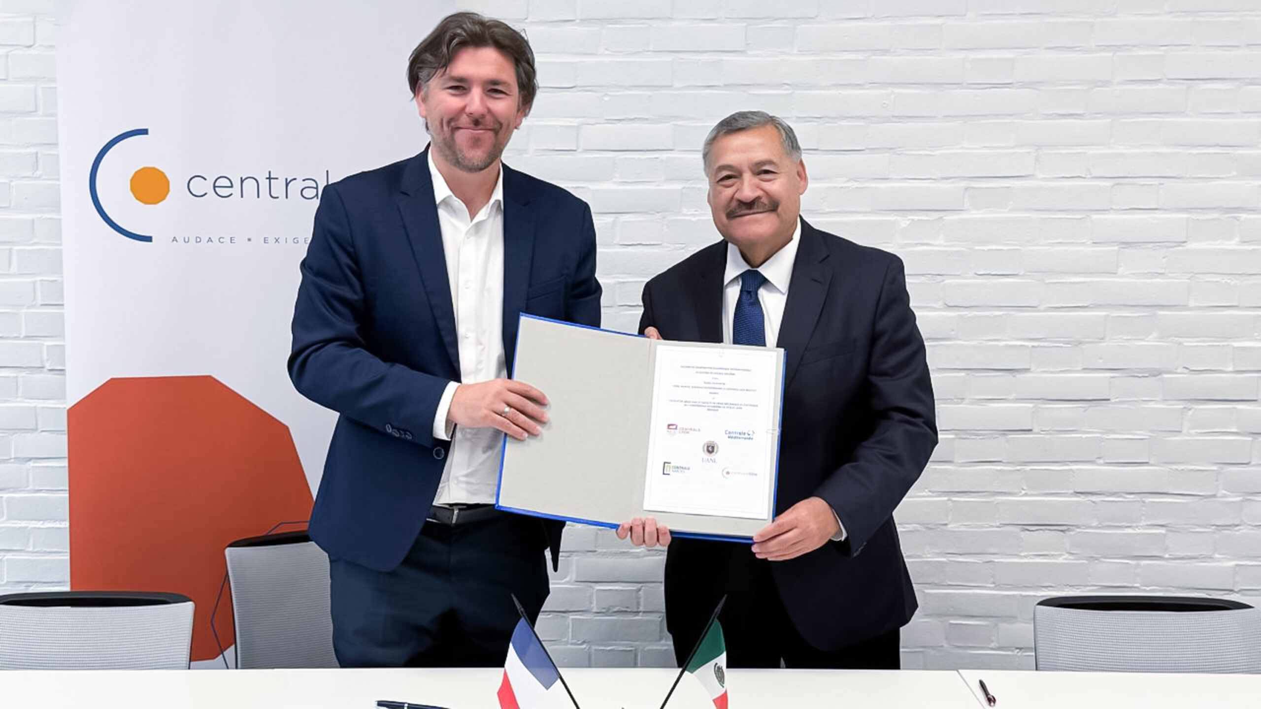 UANL estrecha lazos con universidades de Francia