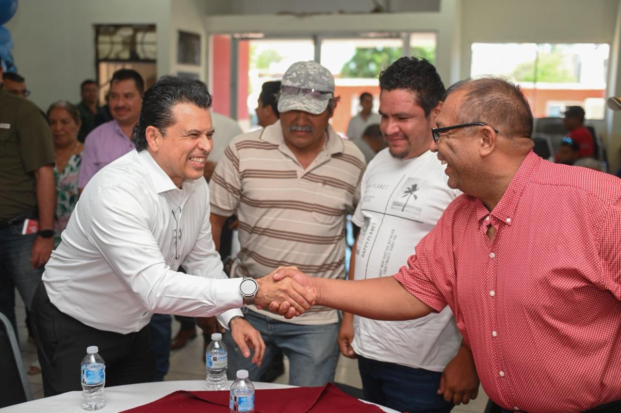 Trabajadores del Municipio son la fuerza de su familia y de Victoria: Lalo Gattás Trabajadores del Municipio son la fuerza de su familia y de Victoria: Lalo Gattás