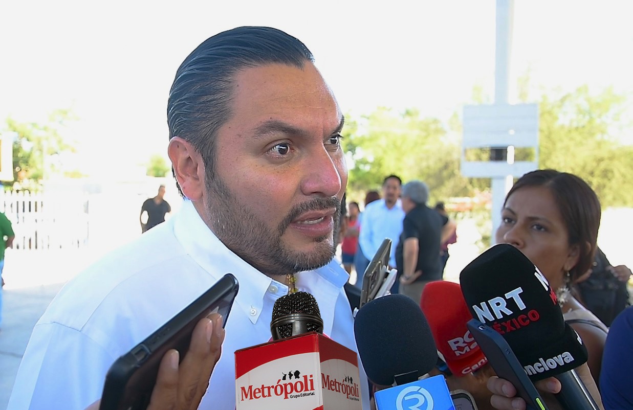 Arranca Carlos Villarreal obras de mejora en primaria Aquiles Serdán con inversión de más de 1.4 millones de pesos Arranca Carlos Villarreal obras de mejora en primaria Aquiles Serdán con inversión de más de 1.4 millones de pesos