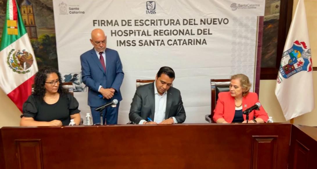 Firman Santa Catarina e IMSS escrituras para nueva clínica Firman Santa Catarina e IMSS escrituras para nueva clínica