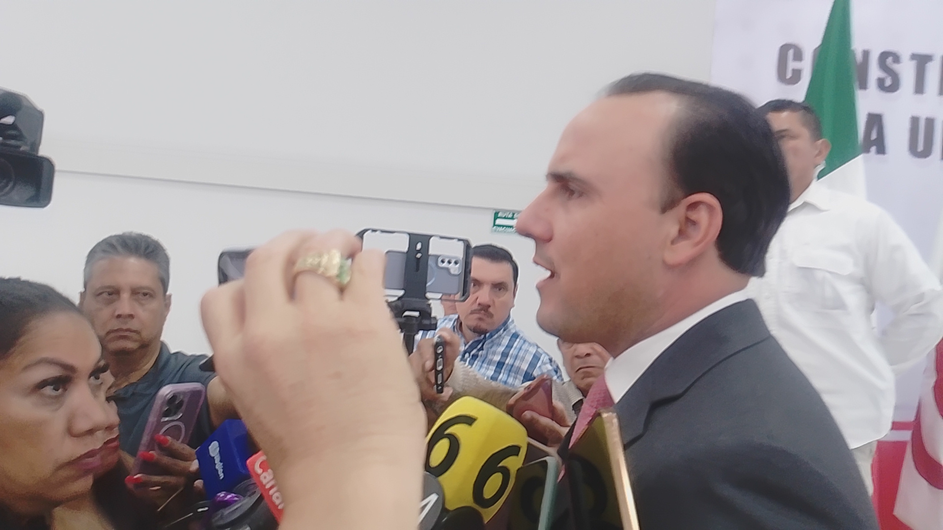 Cierra filas Manolo Jiménez en materia de seguridad Cierra filas Manolo Jiménez en materia de seguridad