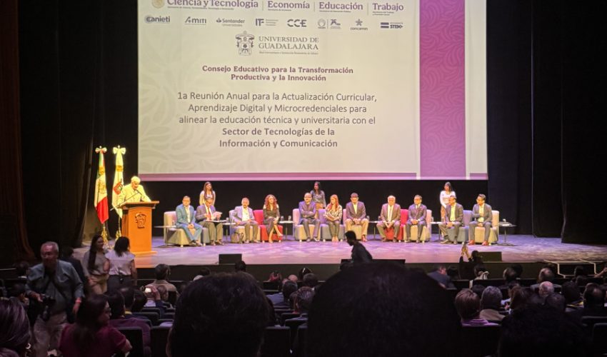 Participa UTTN en reunión nacional de Tecnologías de la Información y Comunicación Participa UTTN en reunión nacional de Tecnologías de la Información y Comunicación