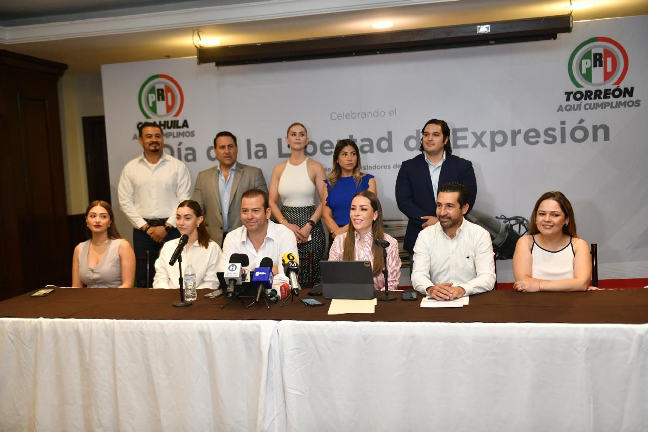 Legisladores y regidores destacan inversiones y trabajo coordinado en Torreón: Felipe González Legisladores y regidores destacan inversiones y trabajo coordinado en Torreón: Felipe González