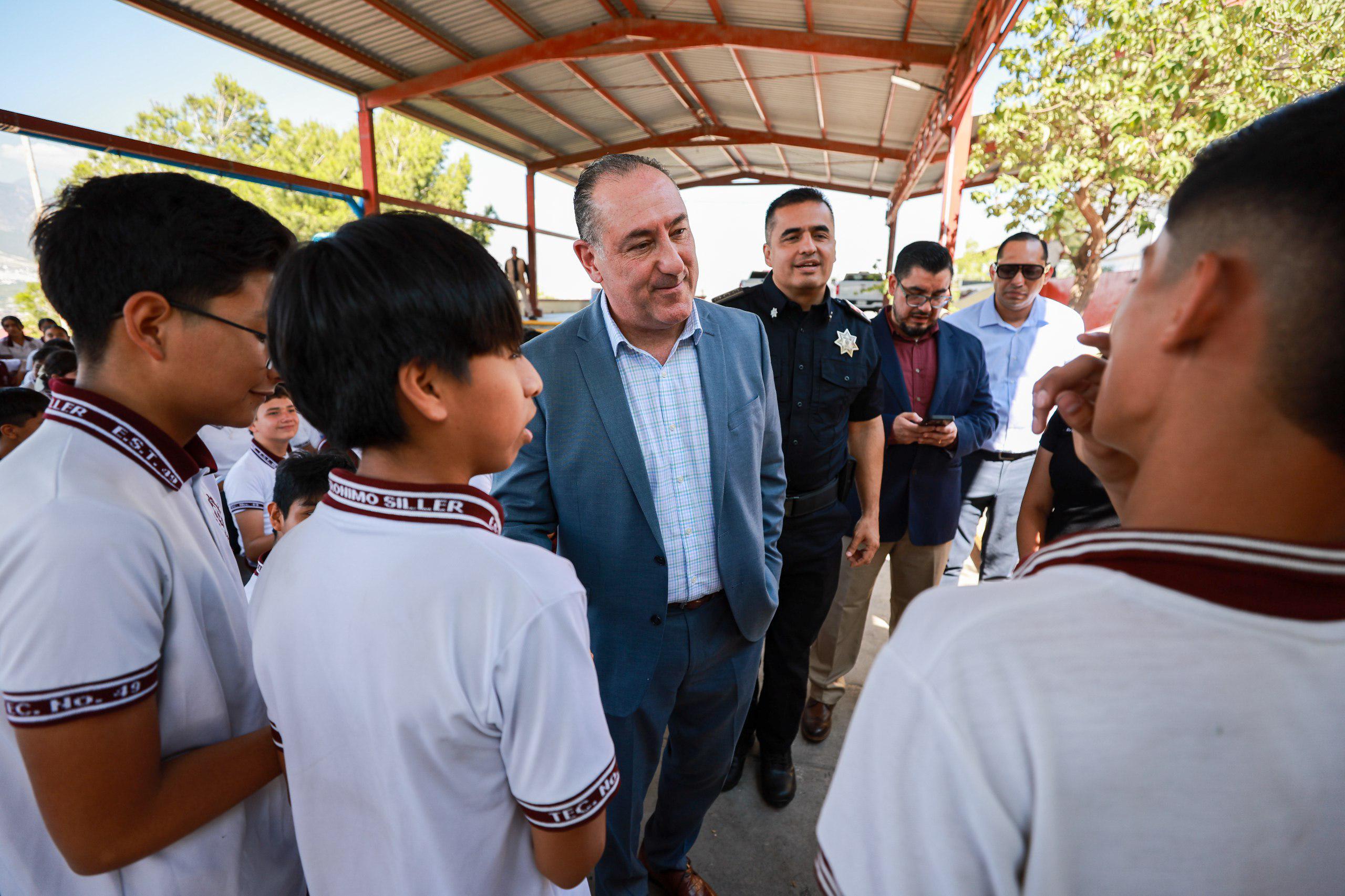 Lleva San Pedro taller sobre prevención de acoso escolar a estudiantes Lleva San Pedro taller sobre prevención de acoso escolar a estudiantes