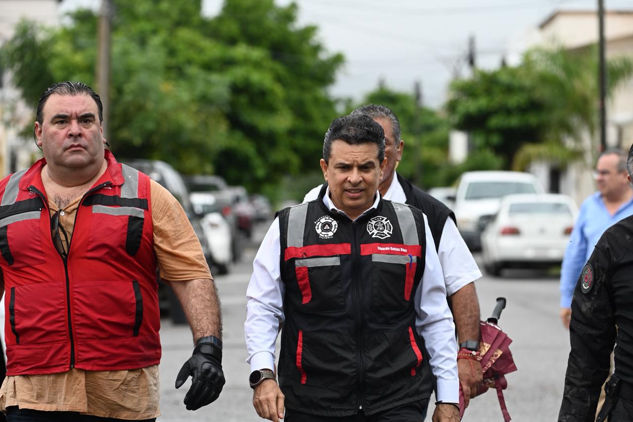Atiende Lalo Gattás daños por intensas lluvias en Victoria